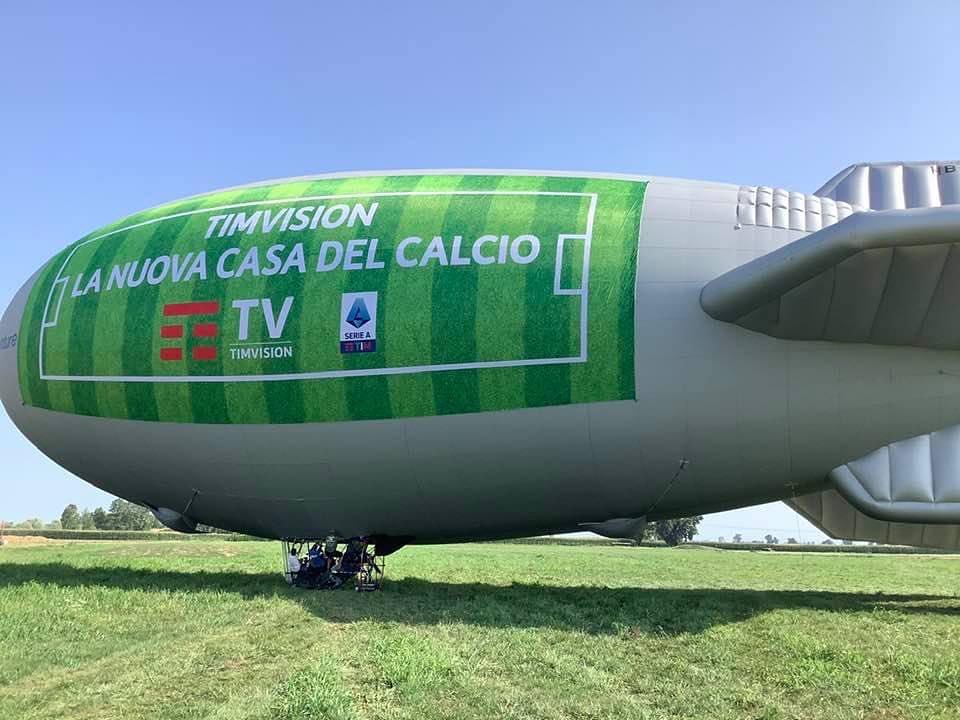 Dirigibile pubblicitario Milano Mongolfiere